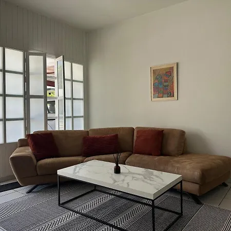 White House - For Colleagues And Families Apartment *