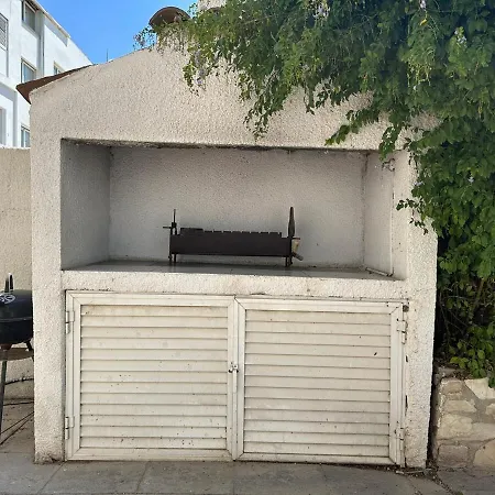 White House - For Colleagues And Families Apartment Nikosia