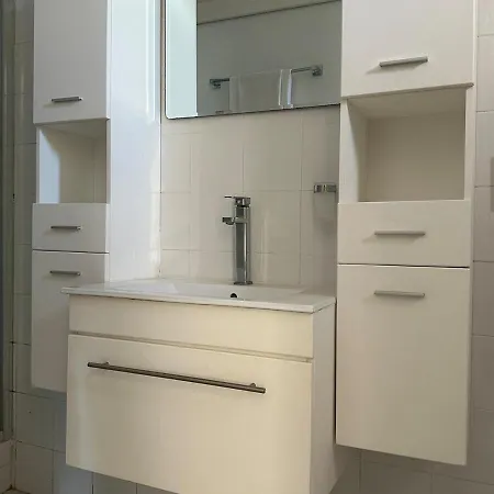 Apartment White House - For Colleagues And Families